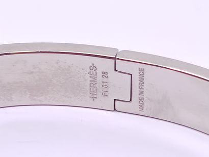 HERMES

Bracelet modèle CLIC H en métal palladie...