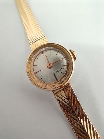 SUIZEX

Montre bracelet de dame en or jaune...