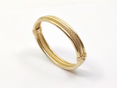 BRACELET en or jaune 585° jonc ouvrant

Poids...