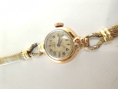 OMEGA 

Montre bracelet de dame en or jaune...