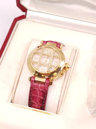 CARTIER PASHA

Montre bracelet, boîtier rond...