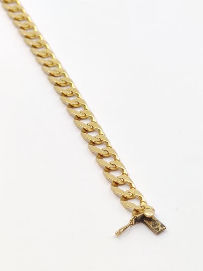 
BRACELET gourmette en or jaune 750°




Poids...