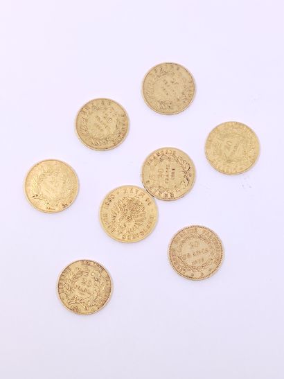 HUIT pièces de 20 francs or comprenant :

Trois...
