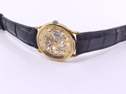 BERNAY

Montre bracelet, boîtier rond en...