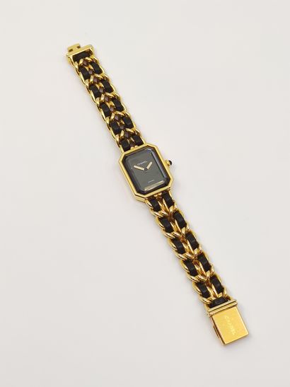 CHANEL modèle Première

Montre bracelet de...