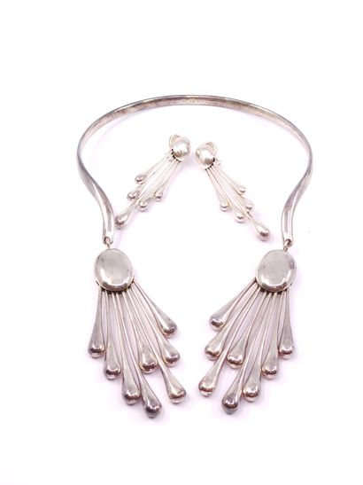 Georg JENSEN (1866-1935) 

Parure en argent...