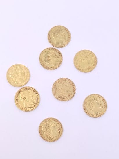 HUIT pièces de 20 francs or comprenant :

Trois...