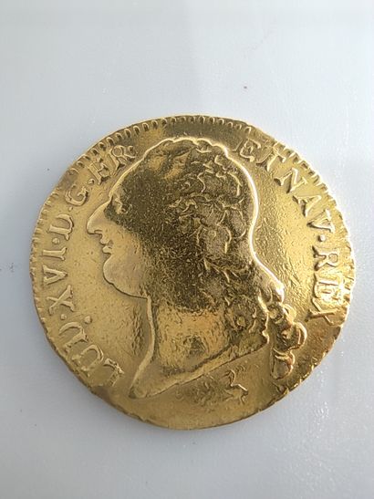 PIECE or 1787 frappe A

Tête nue de Louis...