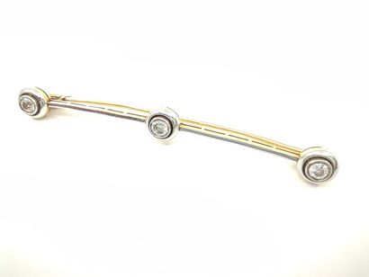 BROCHE barette en or et argent 750° ornée...