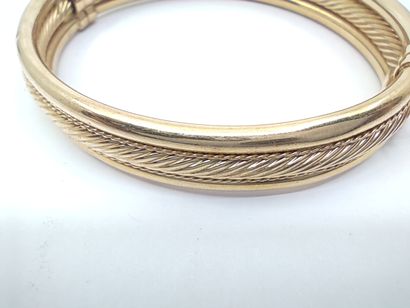 BRACELET en or jaune 585° jonc ouvrant

Poids...