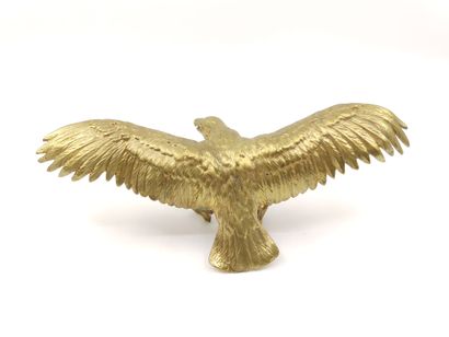 Trois aigles d'ameublement ou de porte montre...