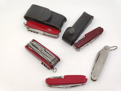 Set of five multipurpose knives. 

Two with...