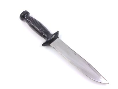 Set including : 

Dagger. Handle with leather...