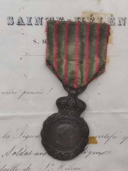 Medal of Saint Helena in patinated bronze...