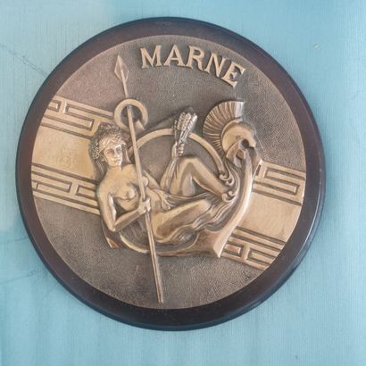 Tape de bouche de canonn du navire la Marne...