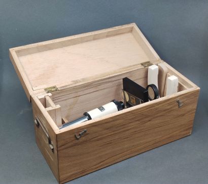 OPTICO PARIS (made in France) 

Microscope...