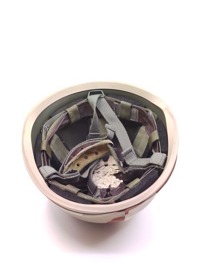 F1 helmet with desert helmet cover. 

Manufacture...