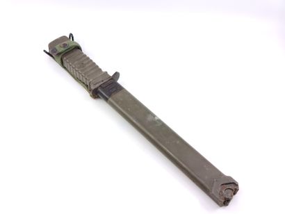 Set including : 

Dagger. Handle with leather...