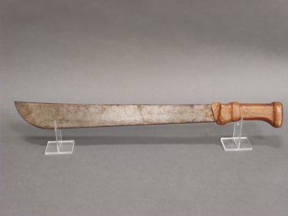 Machette coupe-coupe

Etuis en cuir 

68...
