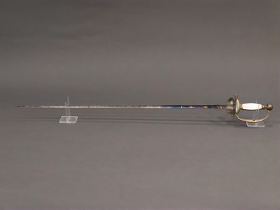 Epée d'officier de marine modèle 1816

Fusée...