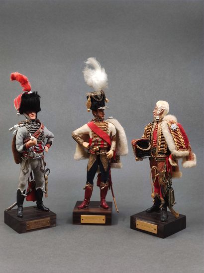 Marcel RIFFET 

Trois figurines en plomb...