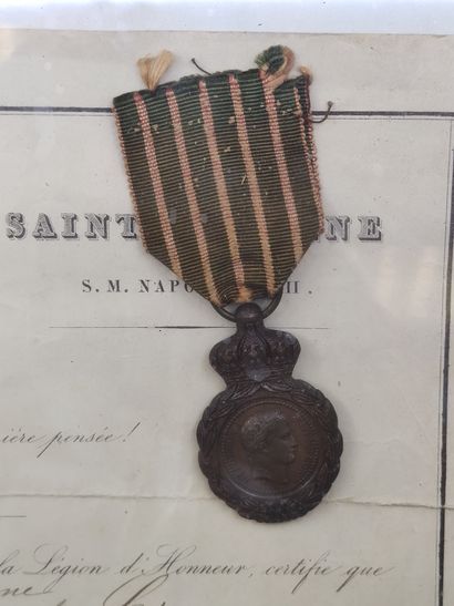 Medal of Saint Helena in patinated bronze...