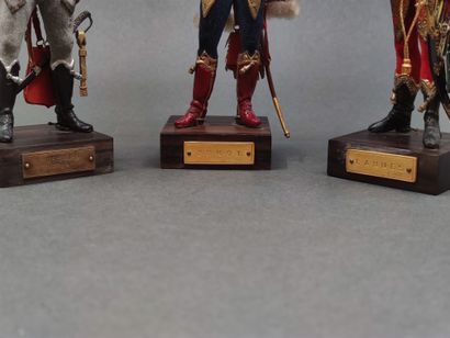 Marcel RIFFET 

Trois figurines en plomb...