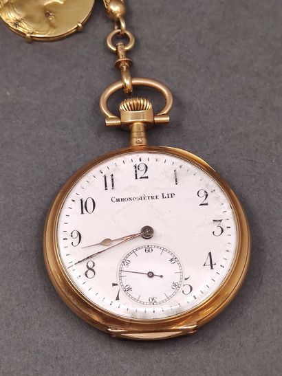 LIP

Chronomètre en or jaune 750 accompagné...