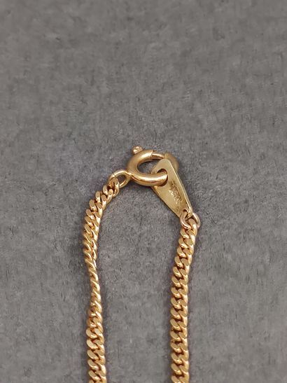 CHAINE en or jaune 750° 

Poids : 11,98 ...