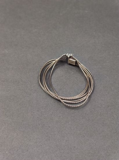 TRAVAIL ITALIEN

BRACELET en or gris amati...