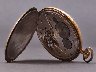 MONTRE de gousset de marque LIP en or jaune...