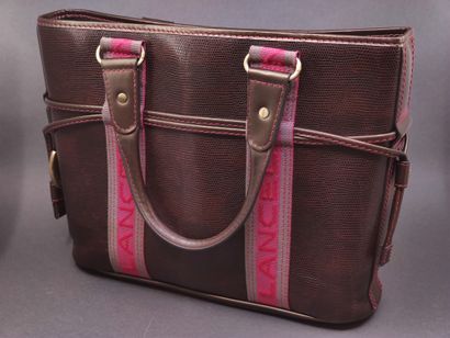 LANCEL 

SAC en cuir marron surpiques rose...