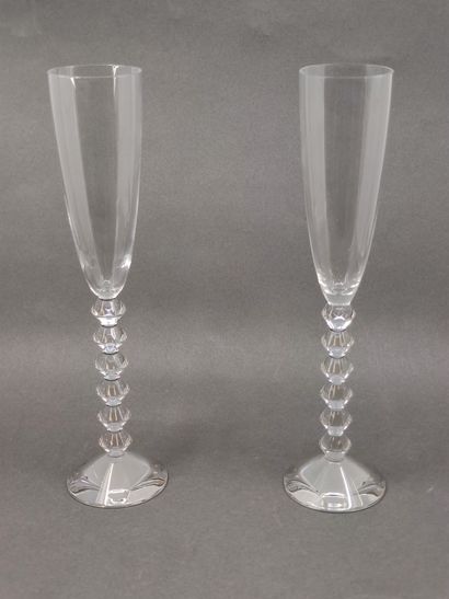 
BACCARAT modèle Véga 




Deux flutes à...