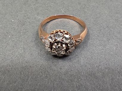 Travail français

BAGUE marguerite en or...