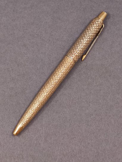 PARKER 

STYLO à bic en or jaune 750°

Poids...