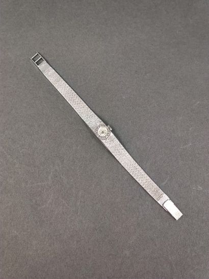 BUCHERER

Montre bracelet en or gris 750°...