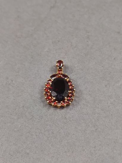 TRAVAIL Français du Xxeme siècle

BRACELET...