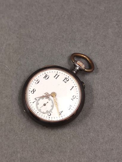 MONTRE de gousset, le cadran à chiffres arabes

Le...