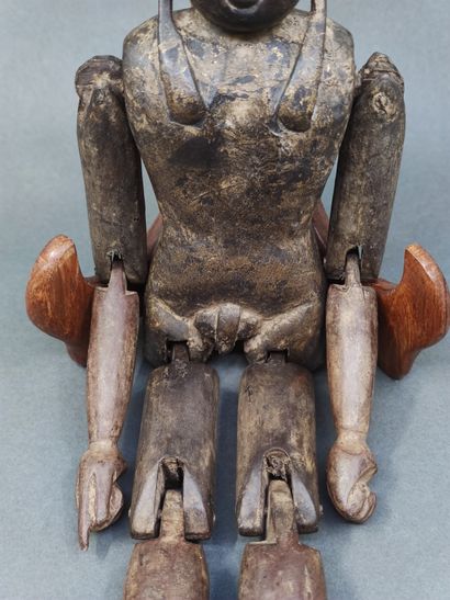 
CHINA




Articulated wooden mannequin




Ritual...