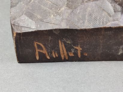 RUFFATO E

Tête de Dante

Buste en bois sculpté...