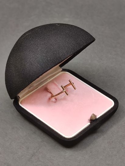 GINETTE NY

Bague en métal dorée

TDD 52