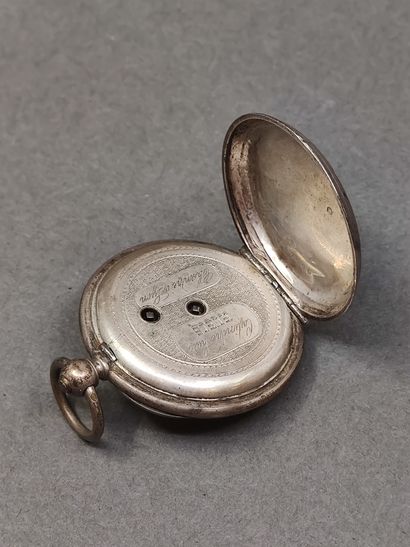 MONTRE de col en argent 

Poids brut : 30,18...