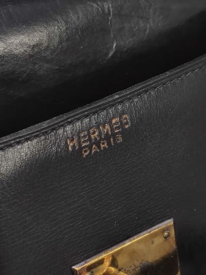 HERMES modèle Kelly 

Sac à main en cuir...