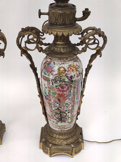 CANTON 

Paire de lampes régulateurs, le...