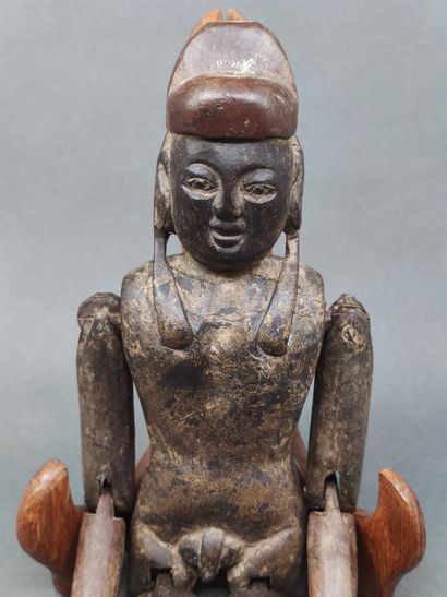 
CHINA




Articulated wooden mannequin




Ritual...