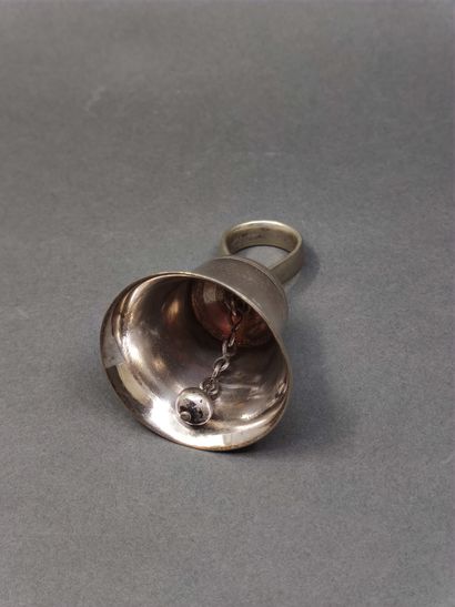 CLOCHE en argent EPNS

Travail probablement...