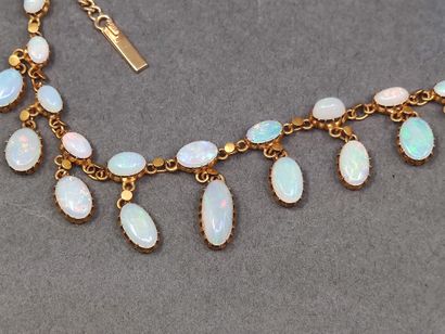 COLLIER colerette en or jaune 750° ornée...