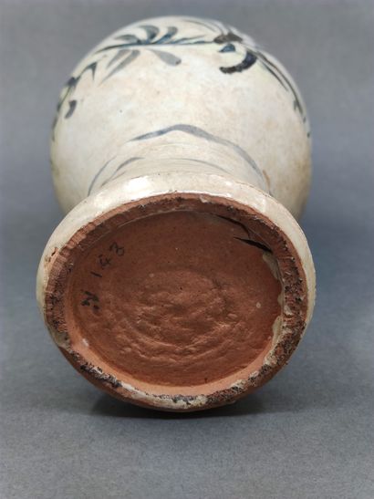 
CHINA - MING period (1368 - 1644)
A pair...