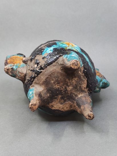 
CHINA - MING period (1368 - 1644)
A turquoise,...
