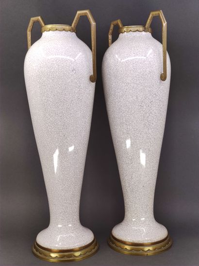 LOUIS LOURIOUX (1874-1930)

Paire de vases...